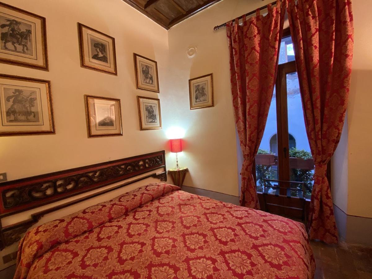 Vesconte Residenza D'Epoca Dal 1533 Hotel Bolsena Exterior photo